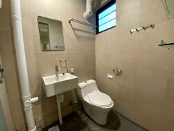 Blk 214 Bedok Town Centre (Bedok), HDB 3 Rooms #557110641